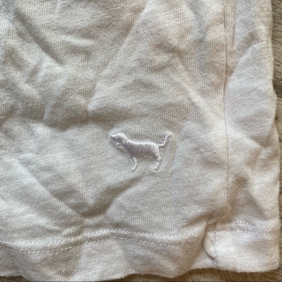 Pink • VS pink lounge too - Picture 2 of 4